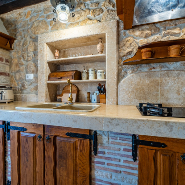 Kitchen, Villa Vidonjica, Villa Vidonjica Novalja