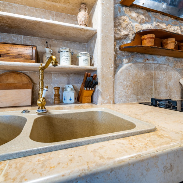 Kitchen, Villa Vidonjica, Villa Vidonjica Novalja